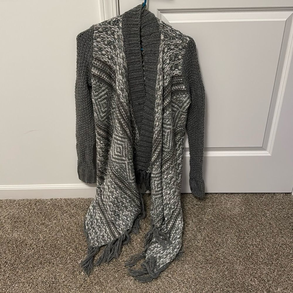 American Eagle Cardigan